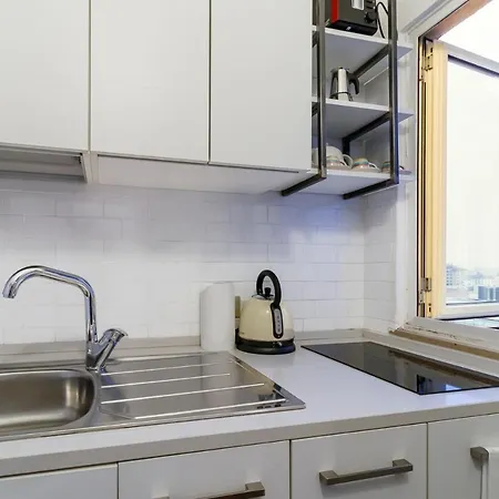 Apartment Joivy Sleek Flat With Balcony Near Mudec Museum And Navigli Area