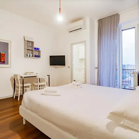 Joivy Sleek Flat With Balcony Near Mudec Museum And Navigli Area * Milan